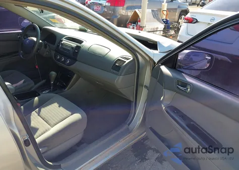 2006 Toyota Camry Le z USA, uszkodzony, nr VIN 4T1BE32K36U140454